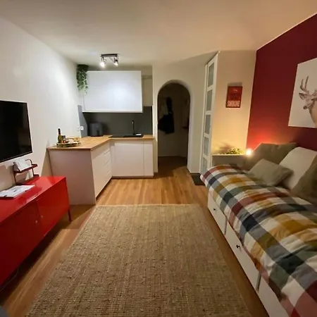 Little Canadian Lodge, Limone * Limone Piemonte