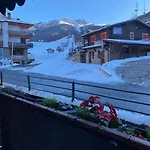 Little Canadian Lodge, Limone *