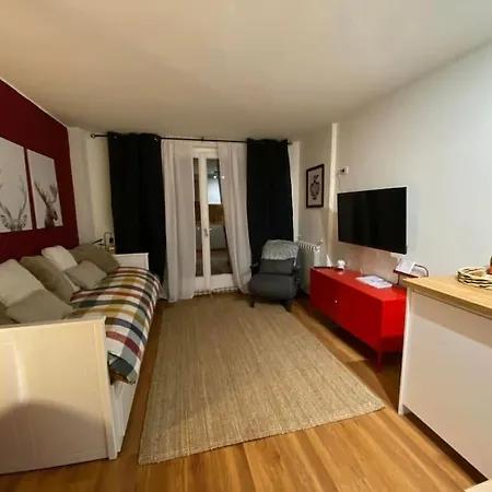 Little Canadian Lodge, Limone Apartamento *