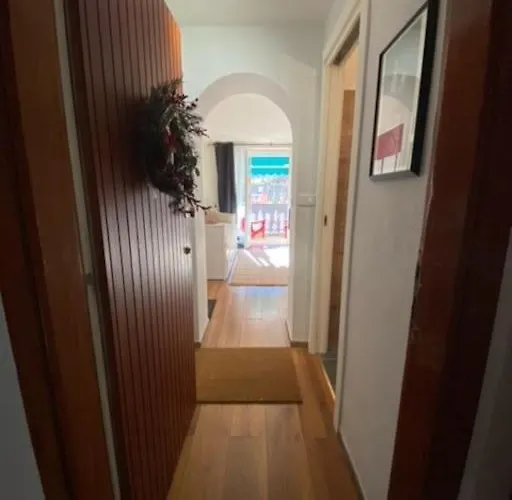 Little Canadian Lodge, Limone Apartamento