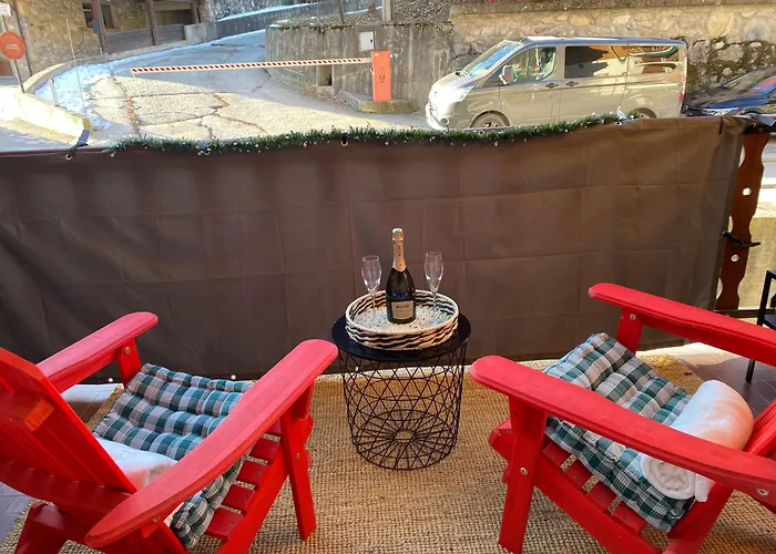 Little Canadian Lodge, Limone